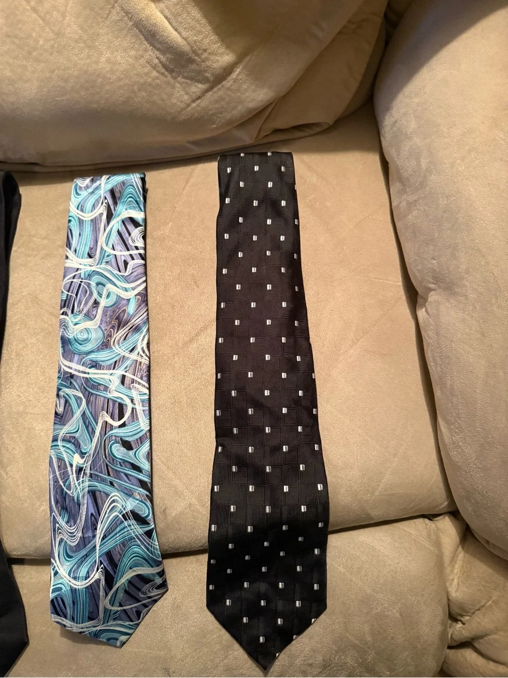 Bundle of 8 mens ties